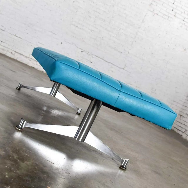 Mid 20th Century Bench Daybed Turquoise Vinyl Faux Leather & Chrome After Arthur Umanoff for Madison Furniture Co For Sale - Image 9 of 13