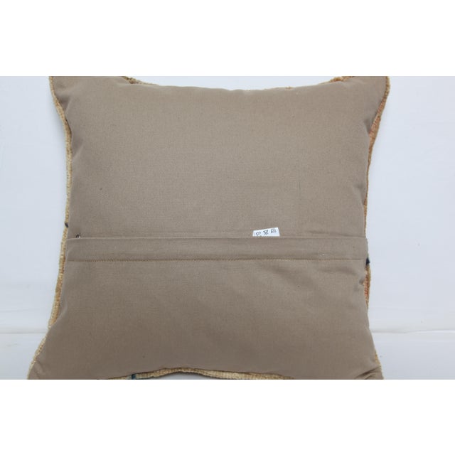 Cream Modern Home Decor Soft Tones Oushak Rug Pillow Cover - 16'' X 16'' For Sale - Image 8 of 8