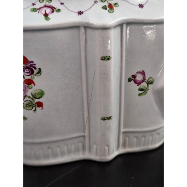 English Earthenware Commode-Shaped Teapot with Widow Finial, c.1810 For Sale - Image 13 of 15