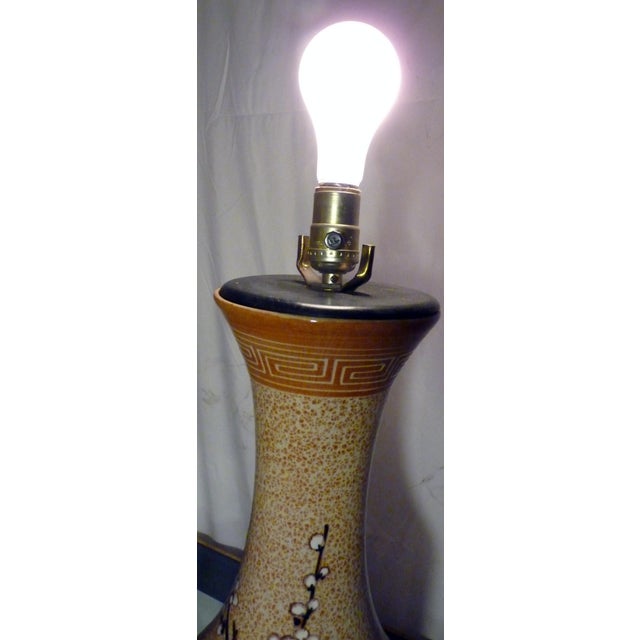 Vintage Mid-Century Modern 26" Asian Ceramic Table Lamp With Cherry Blossom Motif For Sale In Los Angeles - Image 6 of 7