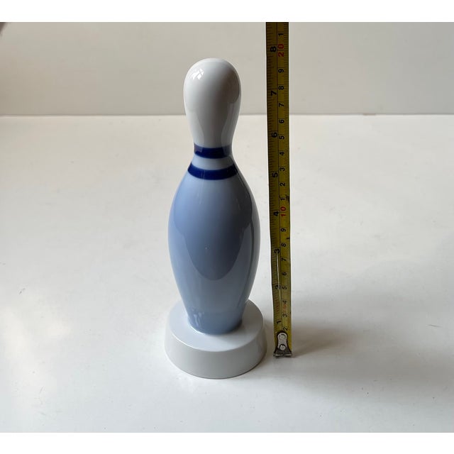 1970s Vintage Bowling Pin in Glazed Porcelain from Bing & Grondahl, Denmark, 1970s For Sale - Image 5 of 7