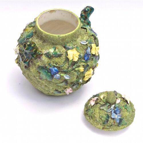 Abstract Antique Porcelain Mossware Floral Majolica Jar For Sale - Image 3 of 6
