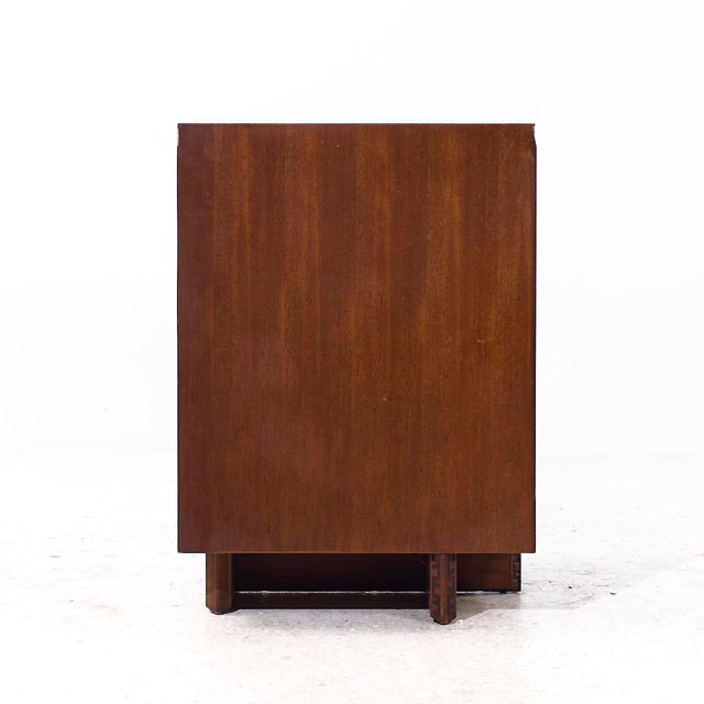 Heritage-Henredon Frank Lloyd Wright for Heritage Henredon 'Taliesin' Mid Century Mahogany Nightstand For Sale - Image 4 of 11