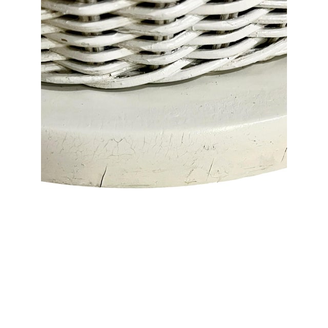 Vintage White Wicker Table Lamp With Matching Woven Shade – Coastal Boho Mid-Century Style 31.5” Tall For Sale - Image 13 of 18