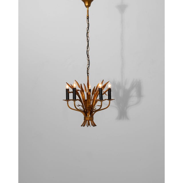 Italian 20th Century Italian Gilded Florentine Tole Wheat Sheaf Chandelier by Hans Kögl For Sale - Image 3 of 18