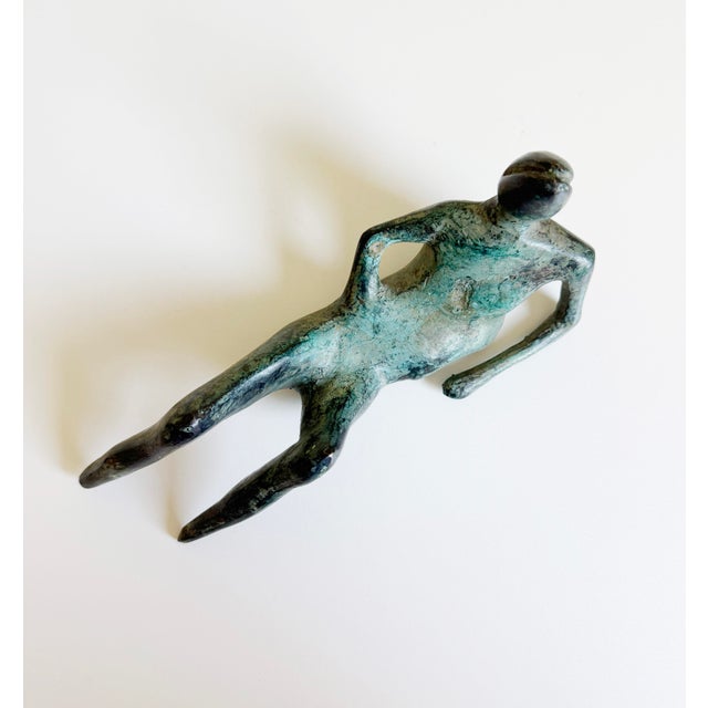 Abstract Bronze Reclining Figure in the Style of Henry Moore, Late 20th Century For Sale - Image 3 of 10