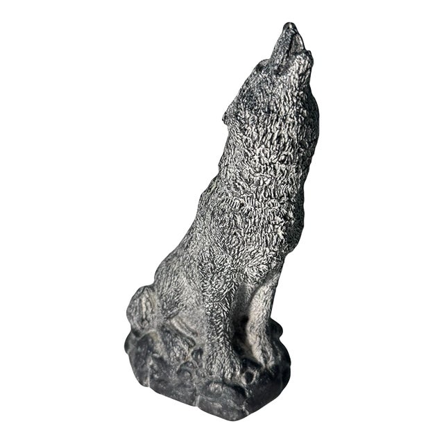 80s Handmade Wolf Figurine Canada a Wolf Original Sculpture Wildlife Statue For Sale