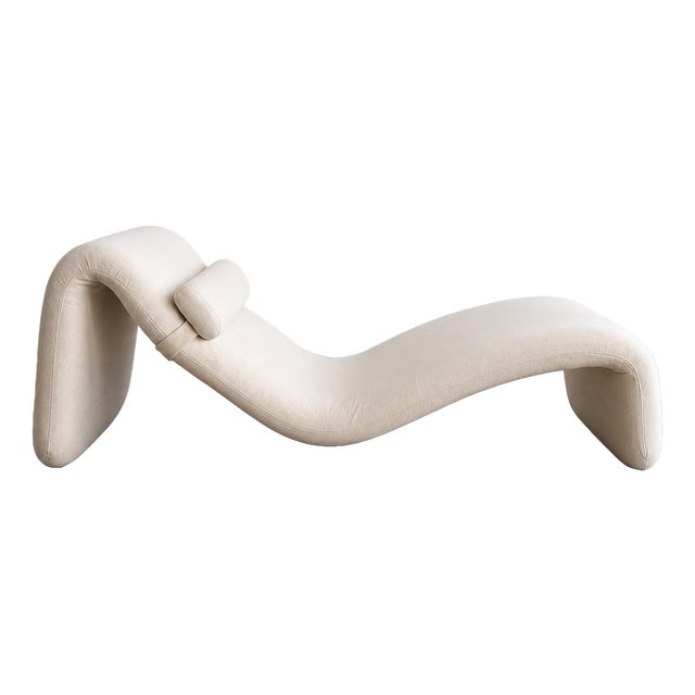 Space Age Djinn Chaise Longue by Olivier Mourgue for Airborne International, 1960s Icon, Reupholstered, 2001 a Space Odyssey For Sale