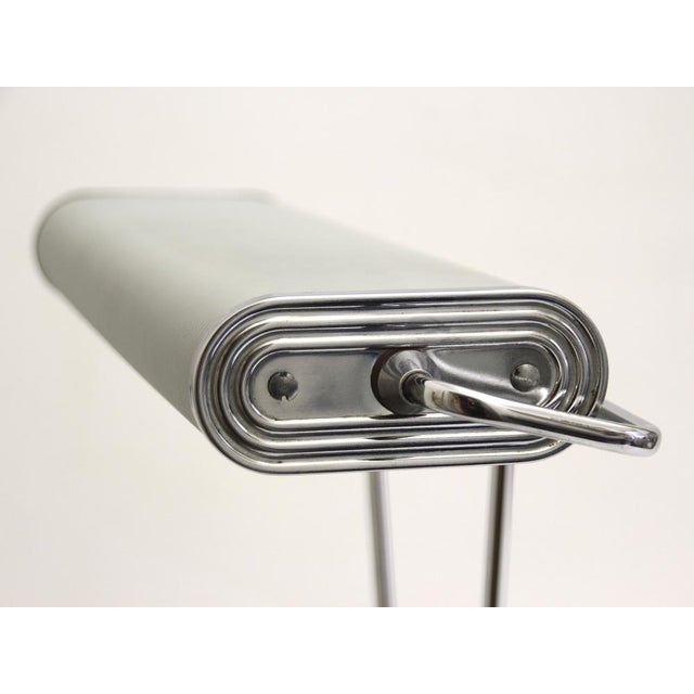 Art Deco French Grey and Chromed Table Lamp by Eileen Gray for Jumo, 1940s For Sale - Image 15 of 17