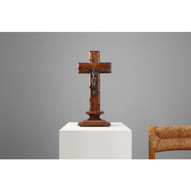 French Oak and Copper Crucifix, 1920 For Sale - Image 3 of 13