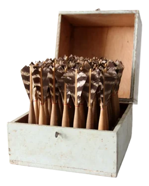 Vintage Apex No 2 Dart Set With Storage Box