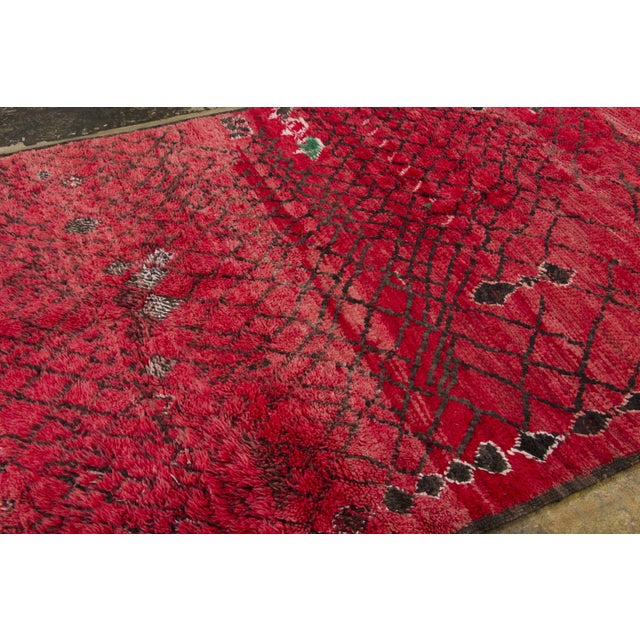 Rug & Kilim Vintage Moroccan Berber Shag Wool Rug With Diamond Grid by Rug & Kilim, 1950-1959 For Sale - Image 4 of 8