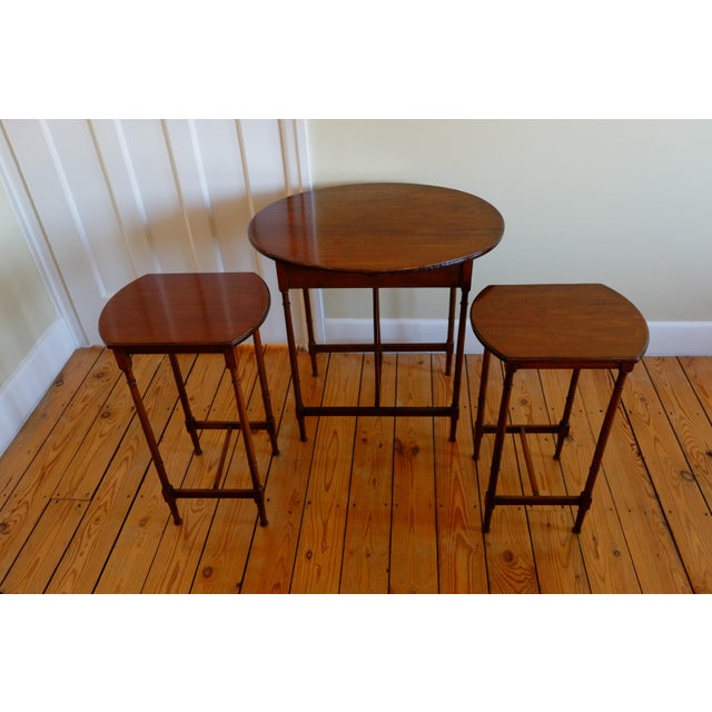 Wood Tall Mahogany Oval Nesting Tables, England, 1900s, Set of 3 For Sale - Image 7 of 14