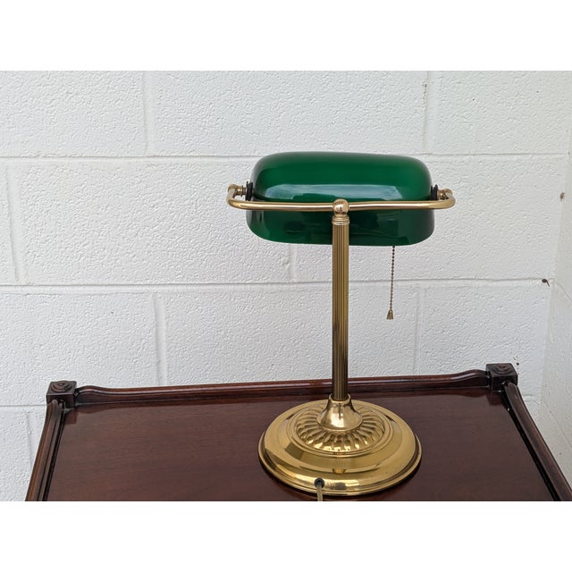 Vintage Brass Art Deco Bankers Lamp With Pull Chain Light For Sale - Image 4 of 7