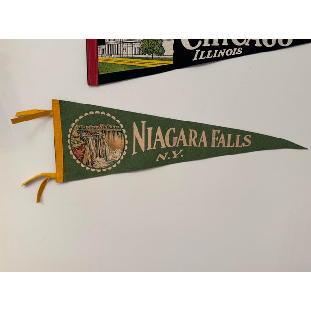 Vintage Americana Felt Flag Pennants New York & Chicago Decorative Objects, Set of 3 For Sale - Image 9 of 11