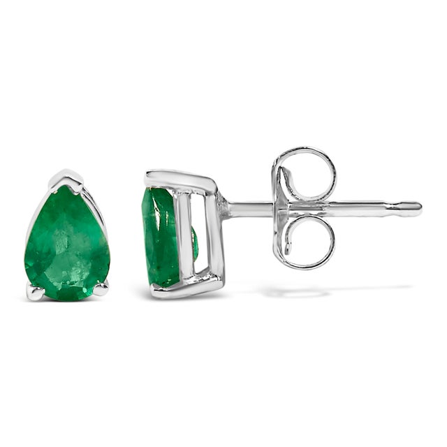 Contemporary 14K White Gold 6x4MM Pear Shaped Green Emerald Solitaire Stud Earrings For Sale - Image 3 of 5