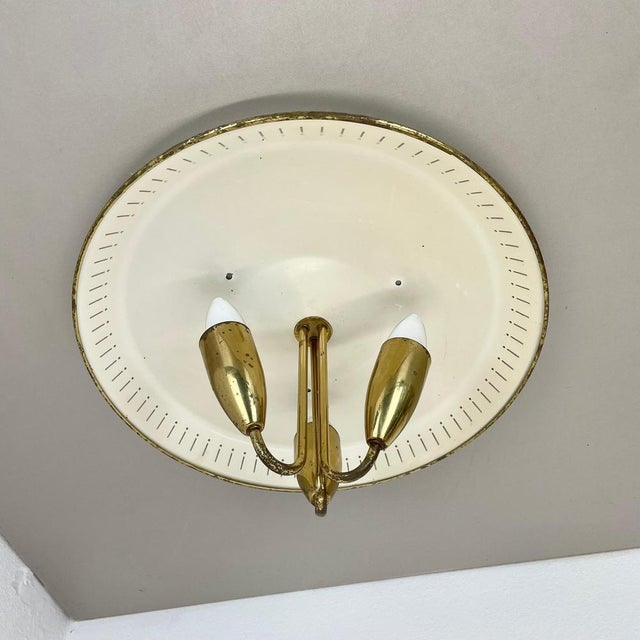 Round Brass Ceiling Light in the style of Gino Sarfatti, Italy, 1950s For Sale - Image 3 of 18