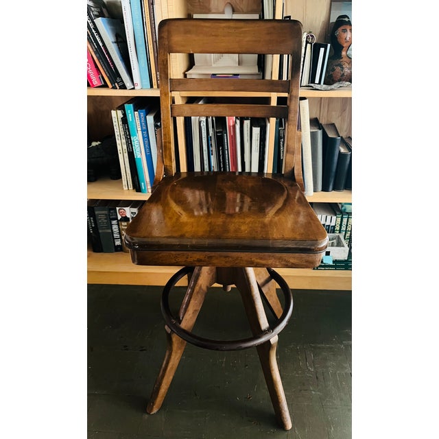 Gunlocke Vintage Industrial Drafting Stool by Gunlocke For Sale - Image 4 of 10