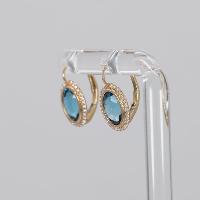 2020s 2.9Ct London Blue Topaz Stud Earrings With Earth-Mined Diamond Accents: 14k Gold, A Pair For Sale - Image 5 of 5
