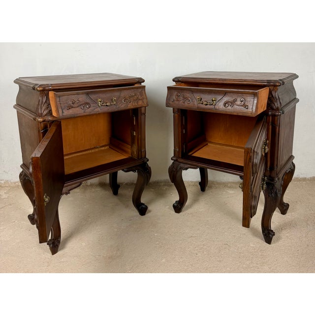 Brown French Louis XV Style Wooden Nightstands, 1940, Set of 2 For Sale - Image 8 of 15