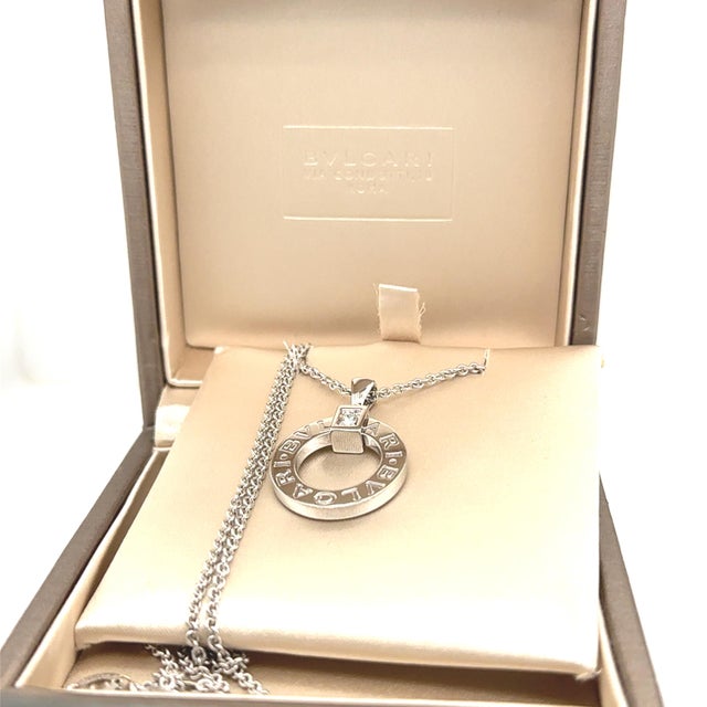 2020s Bvlgari 18ct White Gold Bvlgari Bvlgari Diamond Necklace 0.07ct For Sale - Image 5 of 8