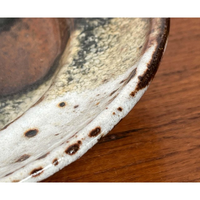 Brown Mid-Century Modern Danish Studio Pottery Bowl or Wall Plate from Jim & Henny Waldorff, Svaneke, Bornholm, 1960s For Sale - Image 8 of 17