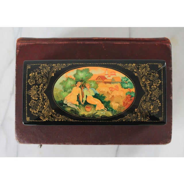 Vintage Russian Hand-Painted Papier-Mâché Lacquer Trinket Box For Sale - Image 9 of 12