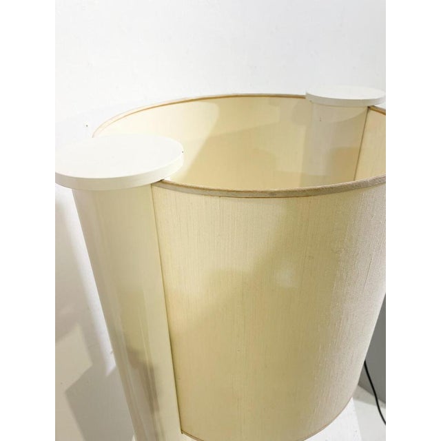 Cream Mid-Century Modern Table Lamp attributed to Giuliana Gramigna, 1970s For Sale - Image 8 of 9