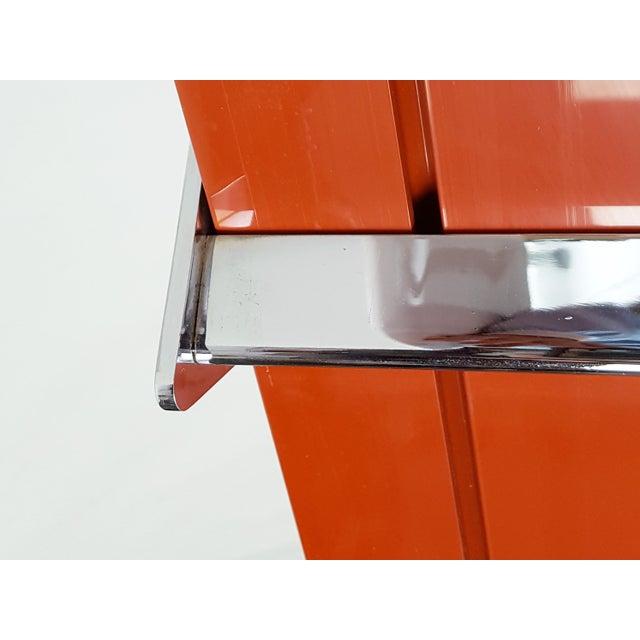 1980s Red Brick Plastic and Chrome-Plated Metal Shelves from Elco, 1980s, Set of 2 For Sale - Image 5 of 13