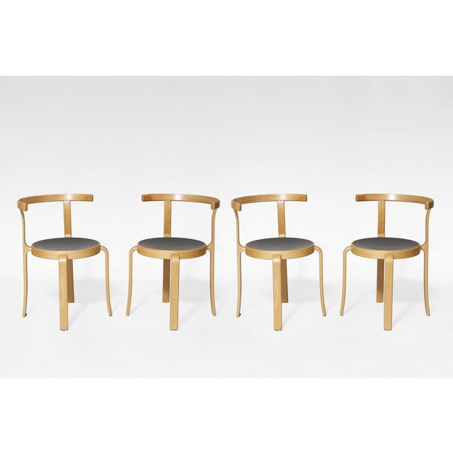 Beige Model 8000 Dining Chairs by Rud Thygesen & Johnny Sorensen for Magnus Olesen, 1970s, Set of 4 For Sale - Image 8 of 8