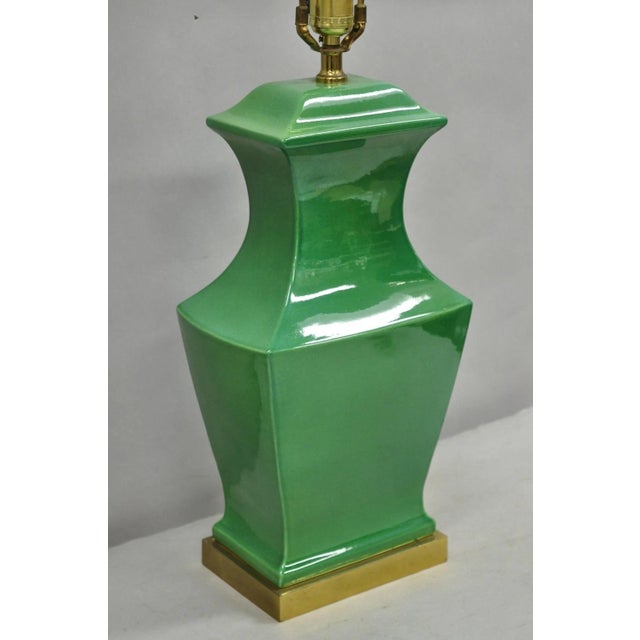 Paul Hanson Vintage Paul Hanson Chinoiserie Green Porcelain Jardiniere Oriental Table Lamp For Sale - Image 4 of 12