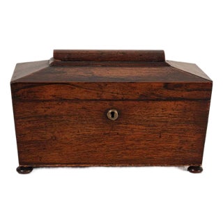William IV Rosewood Tea Caddy With Original Fittings on Bun Feet (C. 1835) For Sale