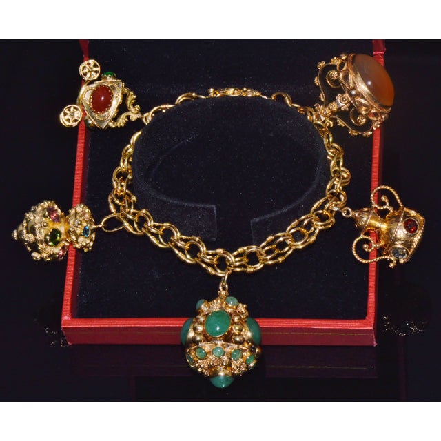 1970s Vintage Portuguese Italian Solid 19.2k & 18k Gold Etruscan Revival Multigem Fob Charm Bracelet For Sale - Image 5 of 15