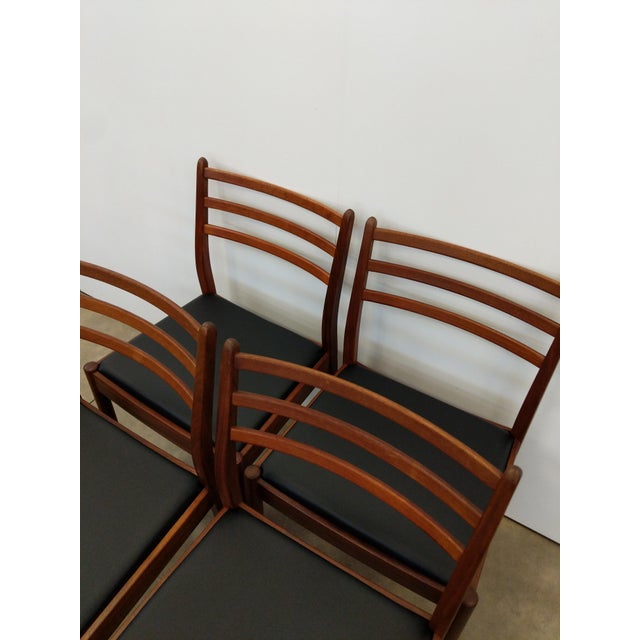 Wood Set of 4 Vintage Mid Century Modern Dining Chairs by G Plan For Sale - Image 7 of 9