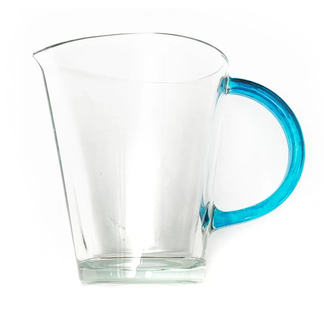 Boost your beverage service and provide your guests with an ideal drinking experience with this mid-century, ultra mod...