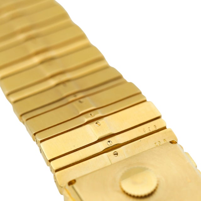 Vintage Piaget Polo 7131 C 701 18k Gold Integral Bracelet Watch For Sale - Image 12 of 14