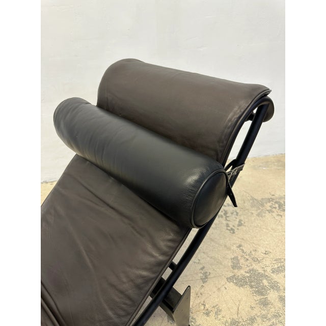 Black Lc4 Le Corbusier “Noire” Chaise Lounge for Cassina For Sale - Image 8 of 12