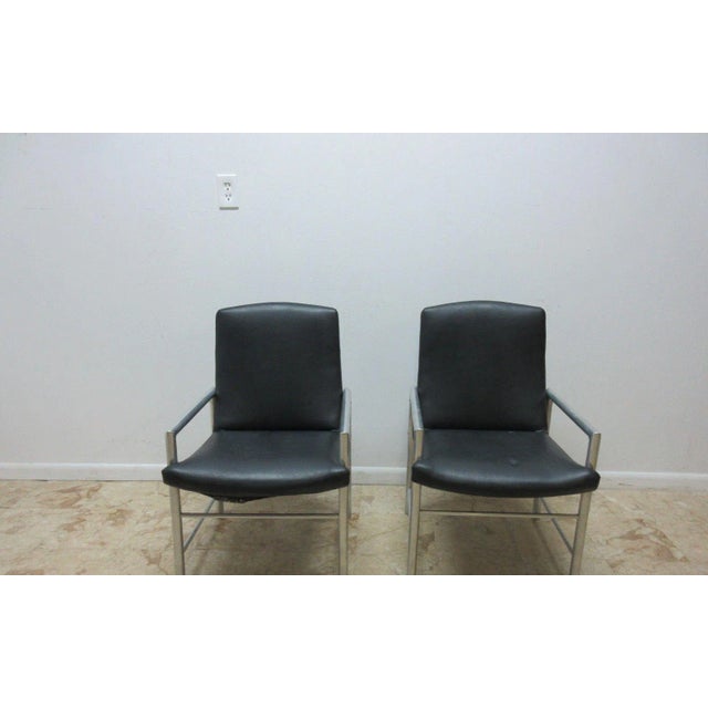 Mid-Century Modern Mid-Century Aluminum Tubular Arm Club Chairs - A Pair For Sale - Image 3 of 9