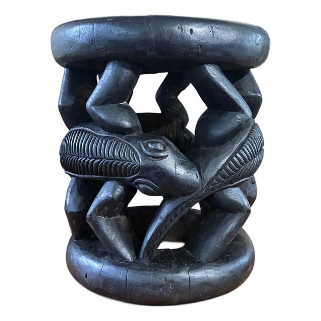 Vintage Tribal Nobility Bamileke Lizard Stool/Table Cameroon 16" H For Sale