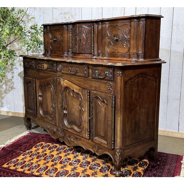 Louis XV Provençal Sideboard with Sliding Doors in Walnut, 1950s For Sale - Image 15 of 18