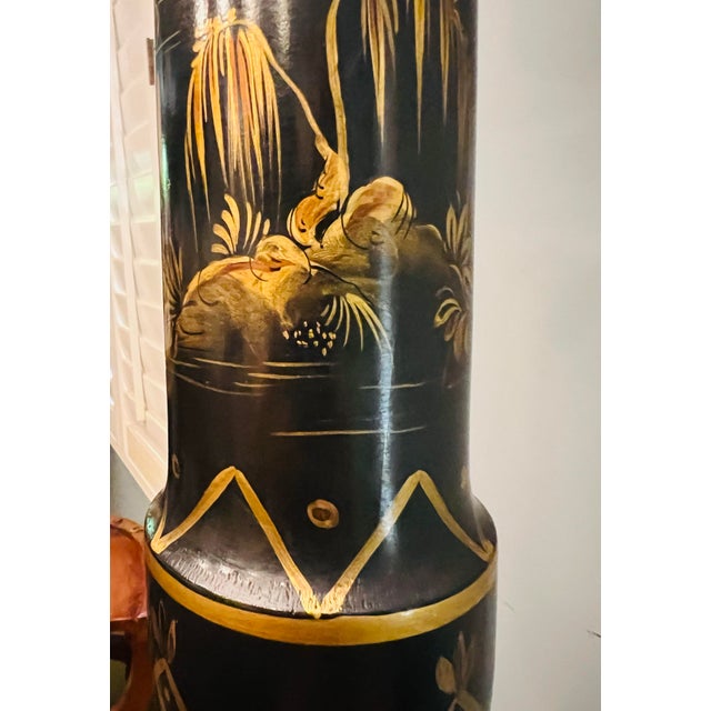 Wood Vintage Black Lacquer Chinoiserie Table Lamp With Hand-Painted Gilt Decoration & Shade For Sale - Image 7 of 10