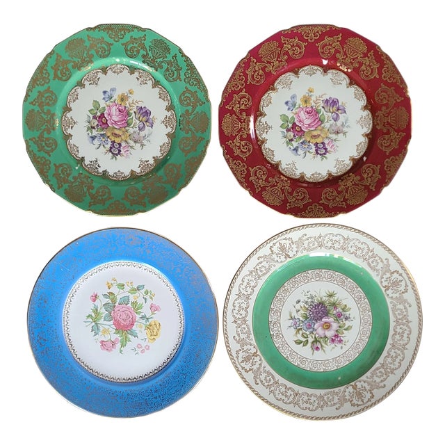 Last Chance!Vintage Vibrant Floral & Gold Gilt Mixed Dinner Plates - Set of 4 For Sale