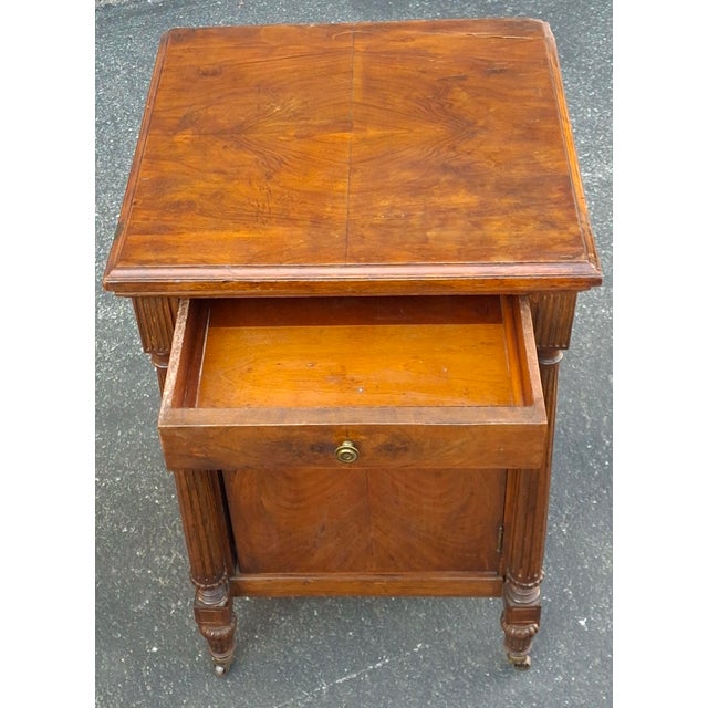 Mid 19th Century 19th Century American Empire Mahogany Rolling Bedside Cabinet W/ Glass Top and Lock For Sale - Image 5 of 12