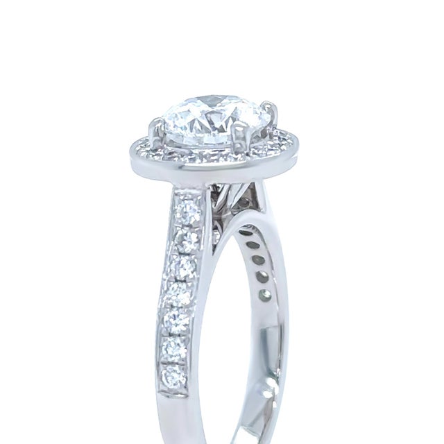 Metal Gia Platinum Round Brilliant Cut Diamond Halo Ring 1.48ct 5.8g, Size 3.75 For Sale - Image 7 of 11