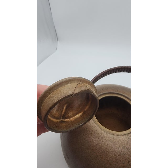 Late 20th Century Mid-Century Modern Heath Ceramics Stoneware Teapot For Sale In Philadelphia - Image 6 of 8