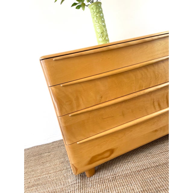 Vintage Mid-Century Modern Heywood Wakefield 4 Drawer Encore Dresser in Wheat For Sale - Image 9 of 13