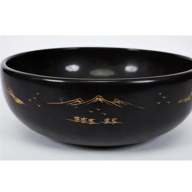 Vintage 1940s Japanese Black Lacquer Bowl With Painted Brass Inlay For Sale - Image 11 of 16