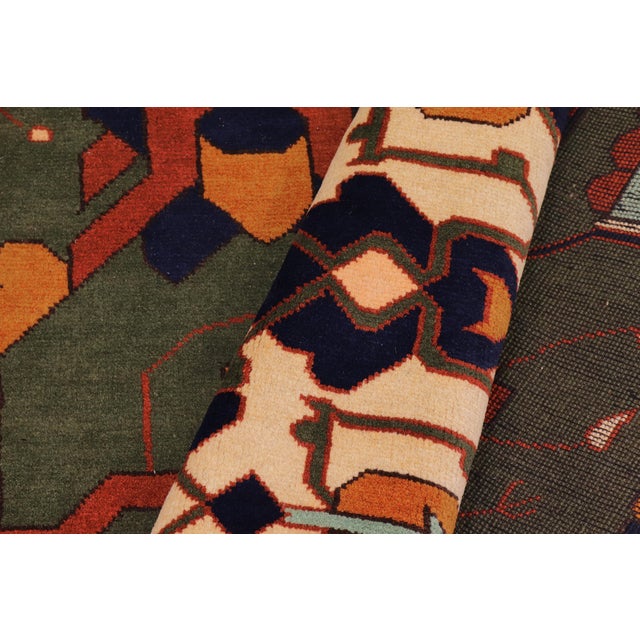 Beige Tribal Kargahi 1980's Green/Beige Wool Rug - 9'1'' X 12'6'' For Sale - Image 8 of 10