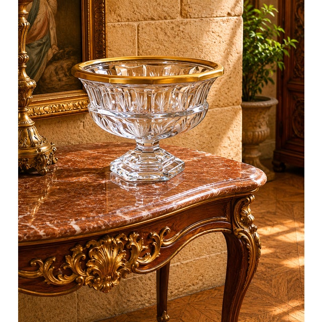 Cut Crystal Bowl on a Pedestal Base with Gilded Mount Lorraine Craftsmanship, 1950s For Sale - Image 4 of 5