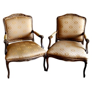 Vintage Louis XV Brocade Fauteuil Chairs - A Pair For Sale